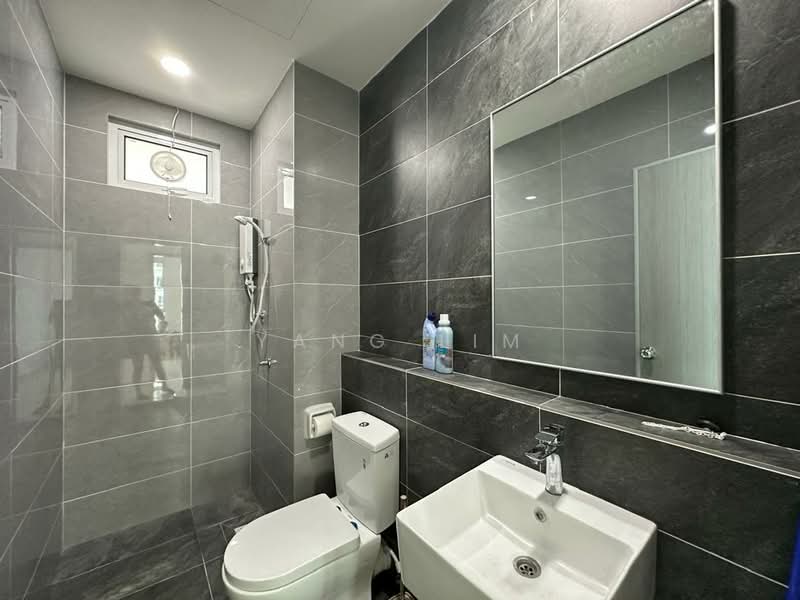 Condominium for Rent at Lucerne Residences - Yang Lim - Bathroom - PropertyGuru.com.my