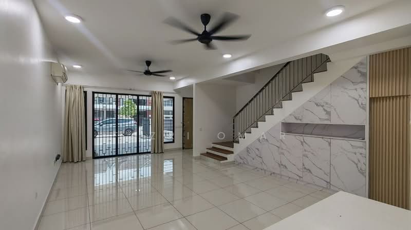 Elmina Green Three untuk Untuk Dijual - RM 780,000, Apr 2026 - Living Room - PropertyGuru.com.my