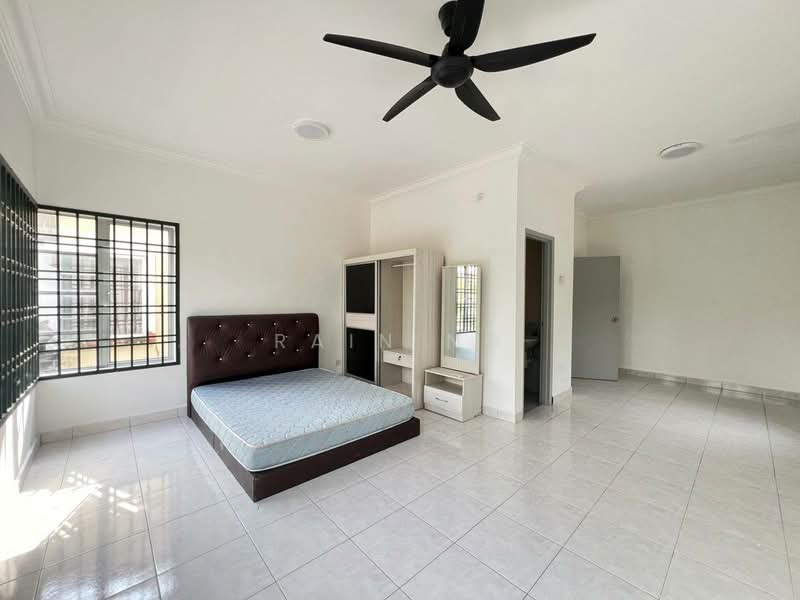 Terraced House for Rent in Johor Bahru (Johor) - Rain Ng - Bedroom - PropertyGuru.com.my