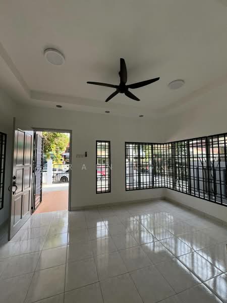 Terraced House for Rent in Johor Bahru (Johor) - Rain Ng - Living Room - PropertyGuru.com.my