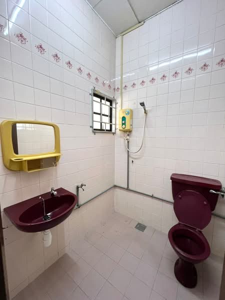 Taman Bukit Maluri untuk Untuk Disewa - RM 3,500 /bulan, Apr 2026 - Bathroom - PropertyGuru.com.my