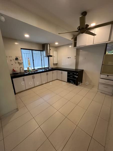 1-storey Terraced House for Sale in Kuchai Lama (Kuala Lumpur) - Coyee Wong - Kitchen - PropertyGuru.com.my