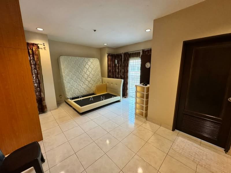 Semi-Detached House for Sale in Batu Caves (Selangor) - Brandon . - Living Room - PropertyGuru.com.my