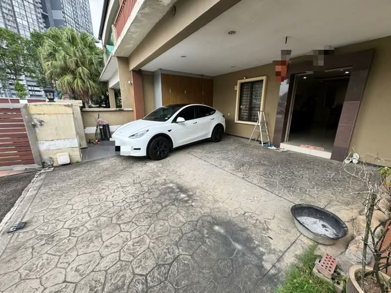 Semi-Detached House for Sale in Batu Caves (Selangor) - Brandon . - Exterior - PropertyGuru.com.my