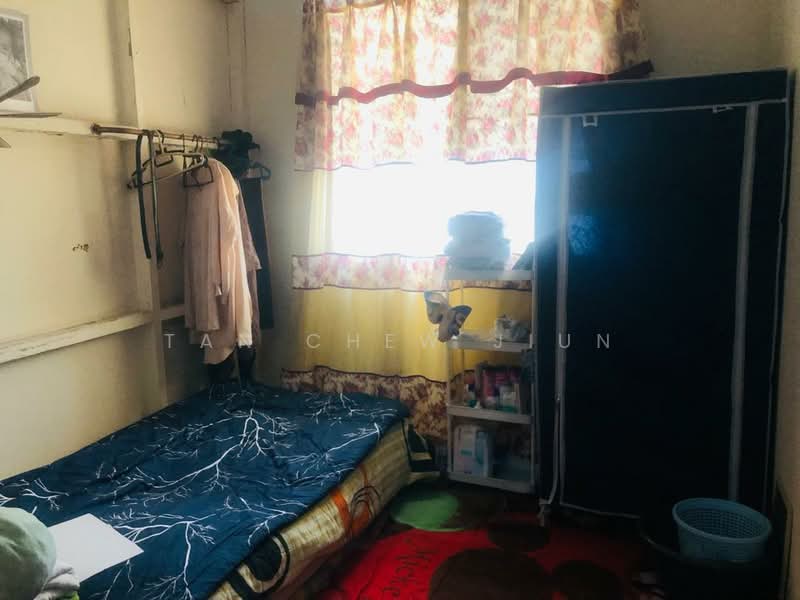 2-storey Terraced House for Sale in Taman Bukit Kajang Baru (Kajang) - Tan Chew Jiun - Bedroom - PropertyGuru.com.my