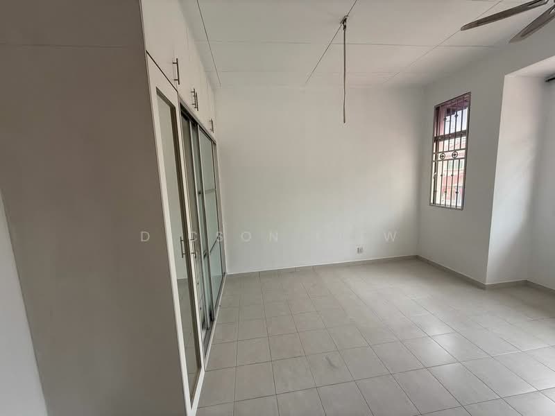 2-storey Terraced House for Sale in Kampung Segambut Tengah (Segambut) - Dicson Liew - Bedroom - PropertyGuru.com.my