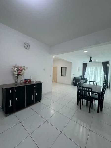Condominium for Rent at Elit Heights @ Bayan City - Daniel Chae - Living Room - PropertyGuru.com.my
