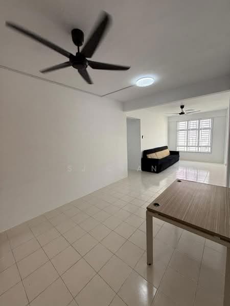 Apartment for Rent at Taman Pulai Mutiara - SJ CHAN - Living Room - PropertyGuru.com.my