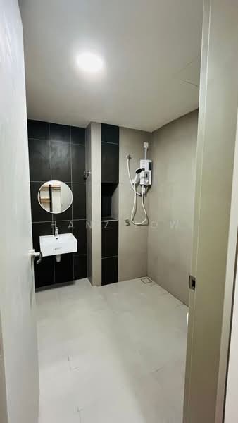 Condominium for Rent at Mirage By The Lake - Hanz Low - Bathroom - PropertyGuru.com.my