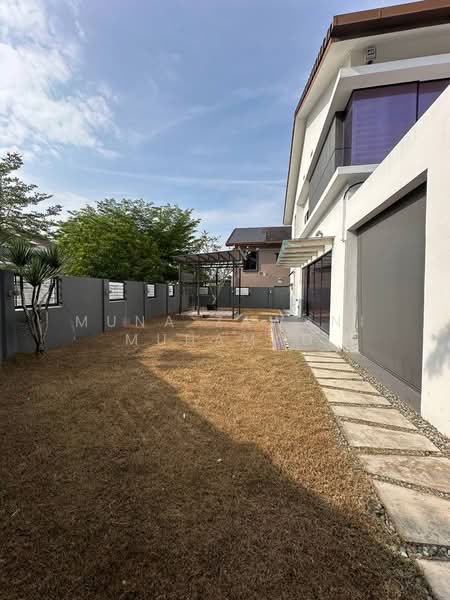 2-storey Terraced House for Sale in Taman Desa Budiman (Bandar Sungai Long) - Muna Zawani Muhamad - Exterior - PropertyGuru.com.my