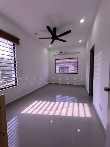 2-storey Terraced House for Sale in Taman Desa Budiman (Bandar Sungai Long) - Muna Zawani Muhamad - Interior - PropertyGuru.com.my