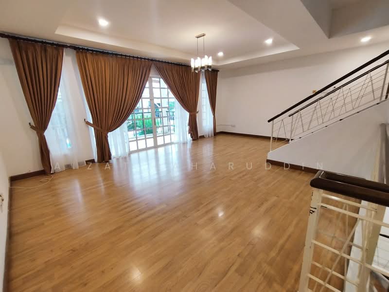 Townhouse for Rent in Ampang (Kuala Lumpur) - Muhamad Aizat Bin Baharuddin - Living Room - PropertyGuru.com.my