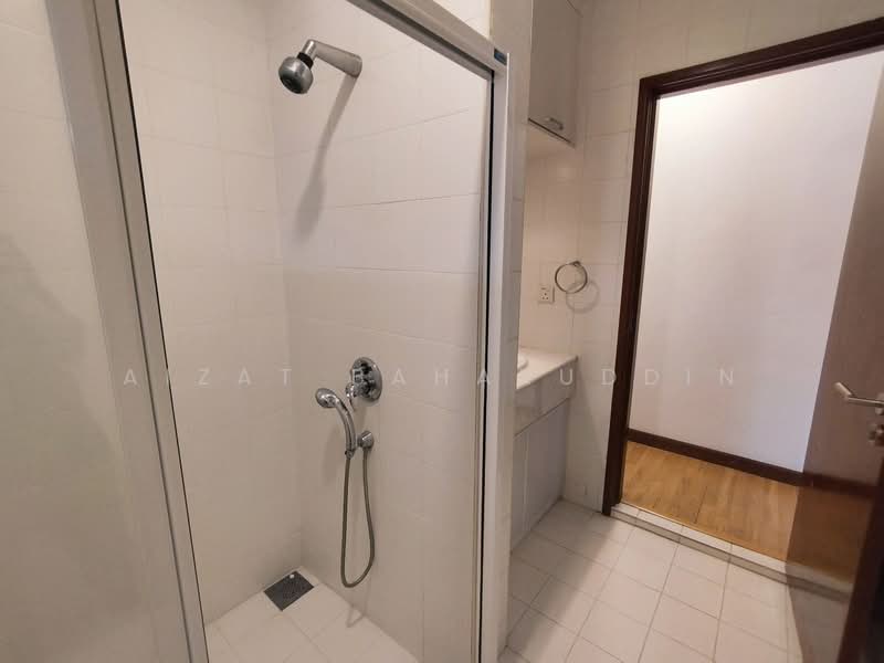 Townhouse for Rent in Ampang (Kuala Lumpur) - Muhamad Aizat Bin Baharuddin - Bathroom - PropertyGuru.com.my
