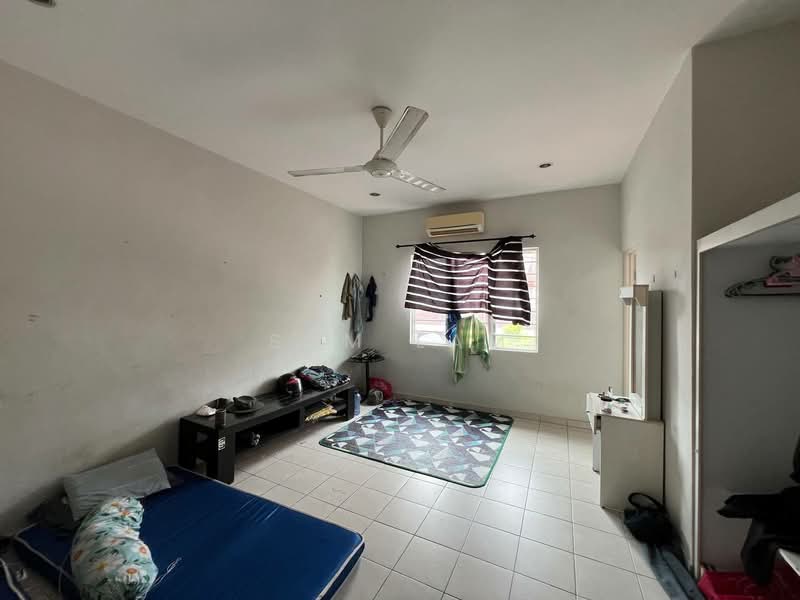2-storey Terraced House for Sale in Seri Margosa (Ipoh) - Sam Lam - Bedroom - PropertyGuru.com.my