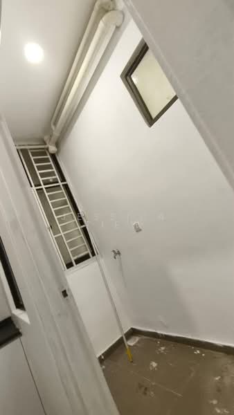 Service Residence for Sale at Jentayu Residensi @ Tampoi - Jessica Tiew - Interior - PropertyGuru.com.my