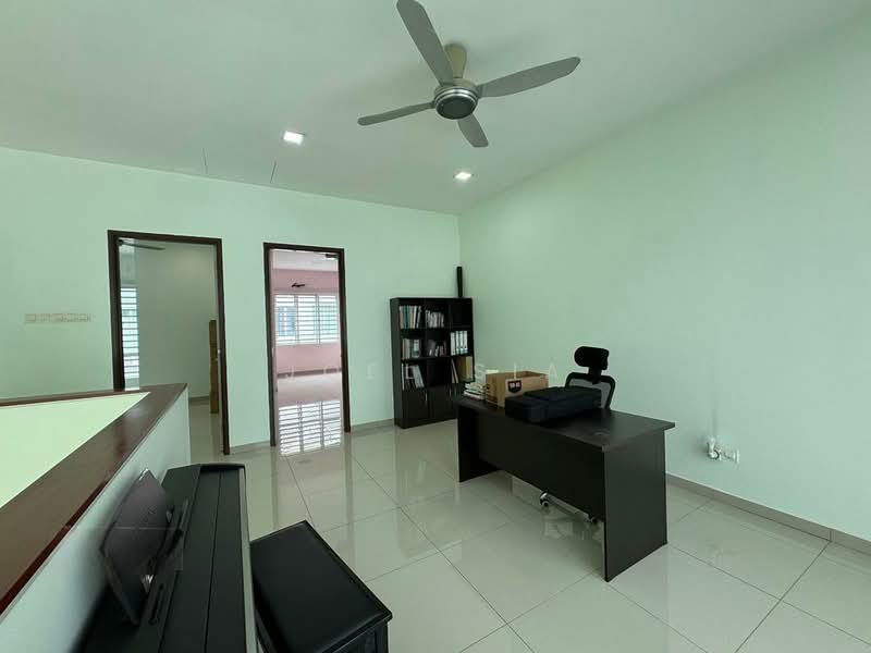 2-storey Terraced House for Sale in Klang (Selangor) - Joel Sia - Study - PropertyGuru.com.my