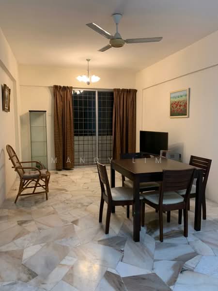 Apartment for Sale at Pangsapuri Seri Pinang - Mandy Lim - Living Room - PropertyGuru.com.my