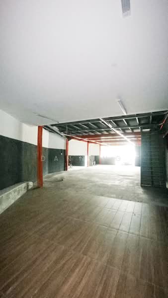 Shop for Rent in Seri Kembangan (Selangor) - Dann Ng - Interior - PropertyGuru.com.my