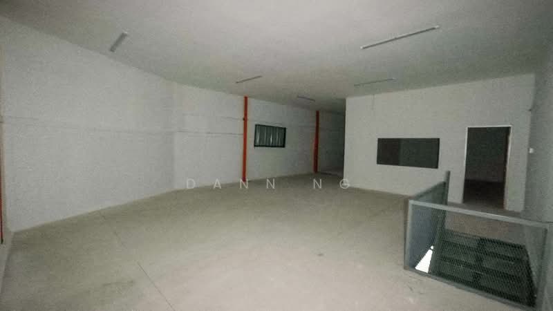 Shop for Rent in Seri Kembangan (Selangor) - Dann Ng - Interior - PropertyGuru.com.my