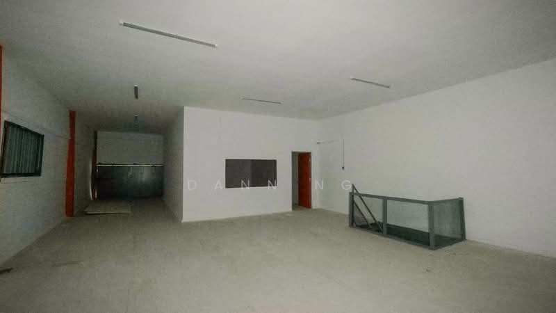 Shop for Rent in Seri Kembangan (Selangor) - Dann Ng - Interior - PropertyGuru.com.my