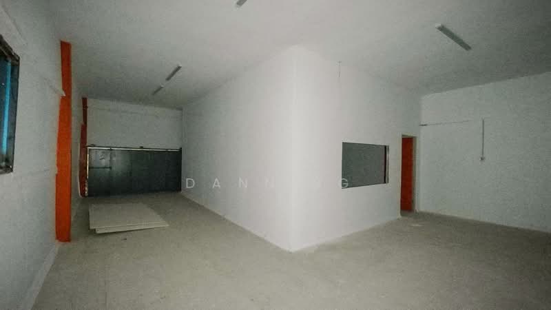 Shop for Rent in Seri Kembangan (Selangor) - Dann Ng - Interior - PropertyGuru.com.my