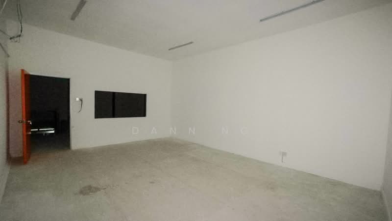 Shop for Rent in Seri Kembangan (Selangor) - Dann Ng - Interior - PropertyGuru.com.my