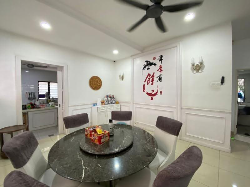 3-storey Terraced House for Sale in Prima Selayang (Selayang) - Edmond Loke - Dining Room - PropertyGuru.com.my