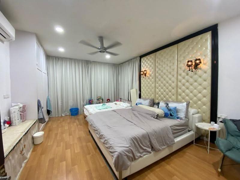 3-storey Terraced House for Sale in Prima Selayang (Selayang) - Edmond Loke - Bedroom - PropertyGuru.com.my