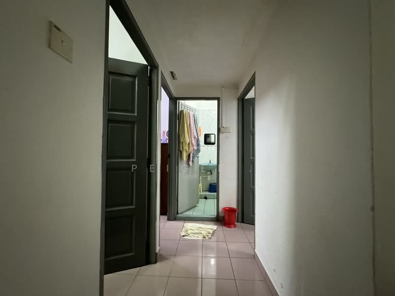 2-storey Terraced House for Sale in Taman Sri Rampai (Wangsa Maju) - PeiGee . - Corridor - PropertyGuru.com.my