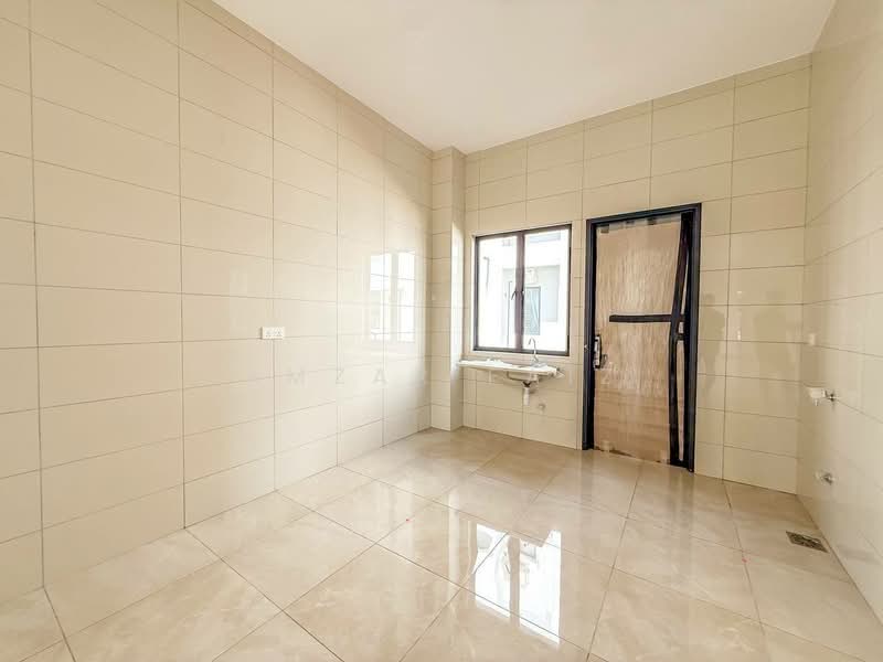 2-storey Terraced House for Sale in Telok Panglima Garang (Selangor) - Amzar Faiz - Interior - PropertyGuru.com.my