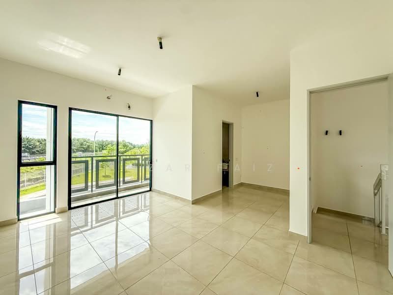 2-storey Terraced House for Sale in Telok Panglima Garang (Selangor) - Amzar Faiz - Living Room - PropertyGuru.com.my