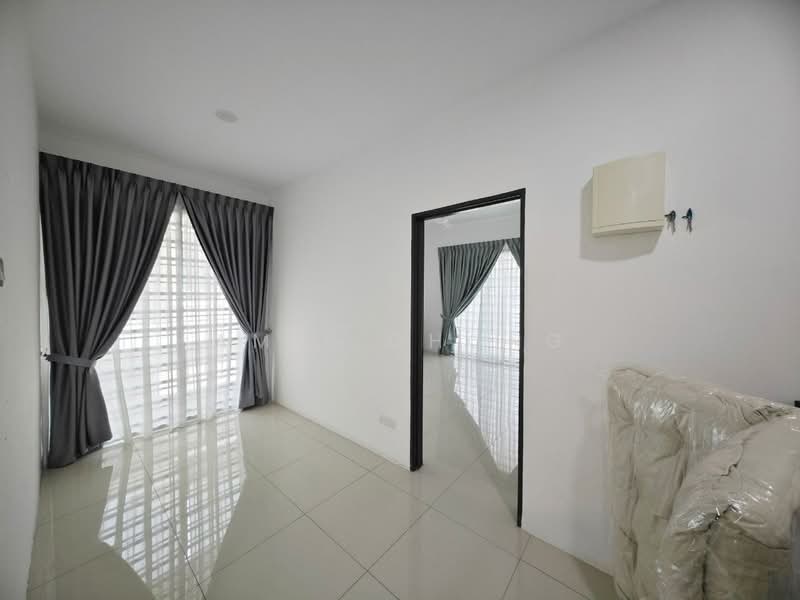 For Sale - Botani Double Storey Semi D Partial Furnished For Sale