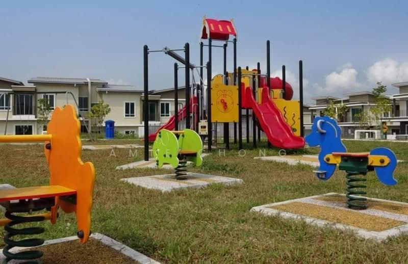 For Sale - Botani Double Storey Semi D Partial Furnished For Sale