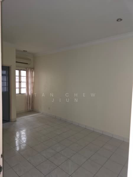 2-storey Terraced House for Sale in Taman Cheras Perdana (Cheras) - Tan Chew Jiun - Living Room - PropertyGuru.com.my