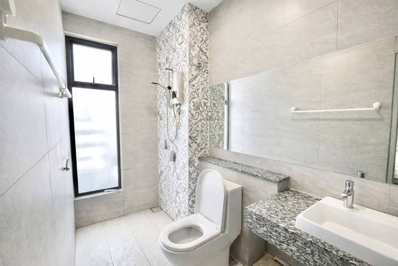 Elmina Green 1 untuk Untuk Dijual - RM 710,000, Apr 2026 - Bathroom - PropertyGuru.com.my