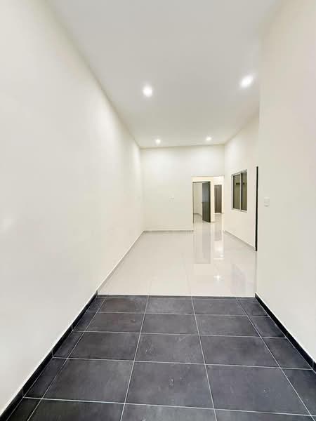 1-storey Terraced House for Sale at Taman Perling - Ricky Woo - Interior - PropertyGuru.com.my