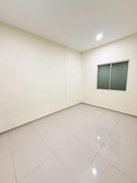 1-storey Terraced House for Sale at Taman Perling - Ricky Woo - Interior - PropertyGuru.com.my