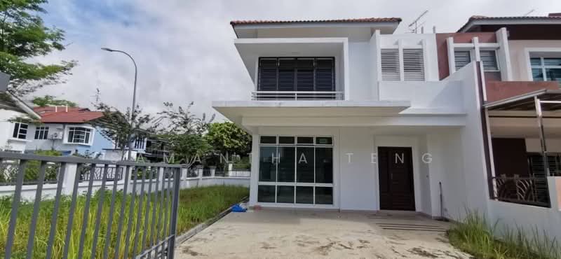 2-storey Terraced House for Sale in Taman Seri Austin (Tebrau) - Samantha Teng - Exterior - PropertyGuru.com.my