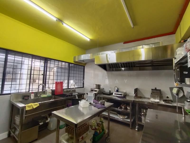 SS 21, Damansara Utama untuk Untuk Disewa - RM 3,500 /bulan, Apr 2026 - Kitchen - PropertyGuru.com.my