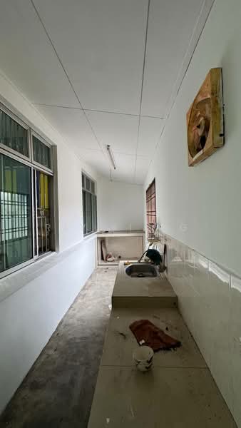 Terraced House for Sale in Taman Puteri Wangsa (Ulu Tiram) - Ray Kiang - Kitchen - PropertyGuru.com.my