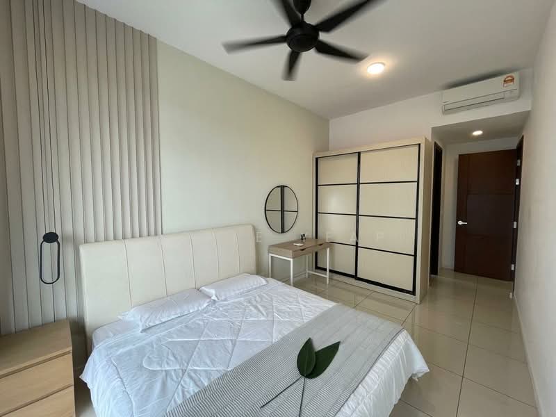 Condominium for Rent at Queens Residences Q2 @ Queens Waterfront - Apple Yeap - Bedroom - PropertyGuru.com.my