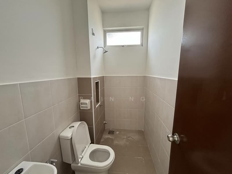 Setia Eco Gardens untuk Untuk Disewa - RM 2,000 /bulan, Apr 2026 - Bathroom - PropertyGuru.com.my