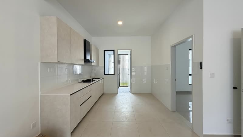 2-storey Terraced House for Rent in Shah Alam (Selangor) - Adib Yusuf - Kitchen - PropertyGuru.com.my
