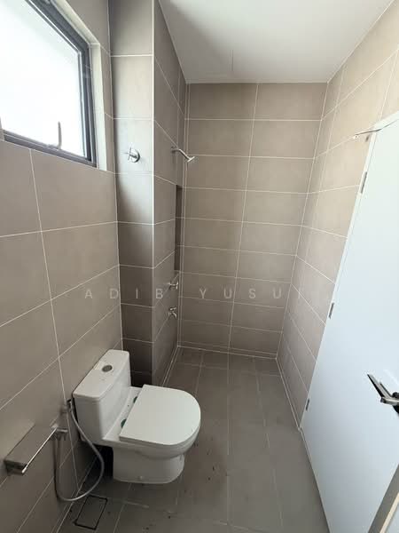 2-storey Terraced House for Rent in Shah Alam (Selangor) - Adib Yusuf - Bathroom - PropertyGuru.com.my