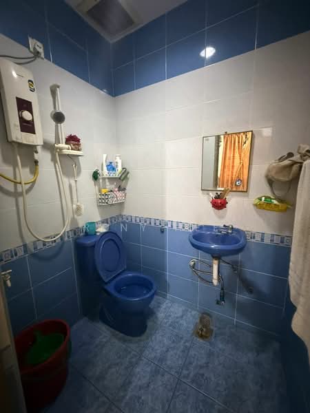 1-storey Terraced House for Sale in Taman Universiti (Skudai) - Reny Hee - Bathroom - PropertyGuru.com.my