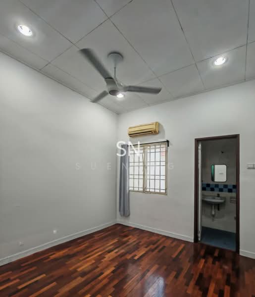 2-storey Terraced House for Sale in Bandar Botanic (Klang) - Suen Ng - Bedroom - PropertyGuru.com.my