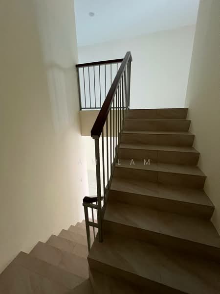 Taman Pengkalan Barat untuk Untuk Dijual - RM 428,000, Apr 2026 - Interior - PropertyGuru.com.my