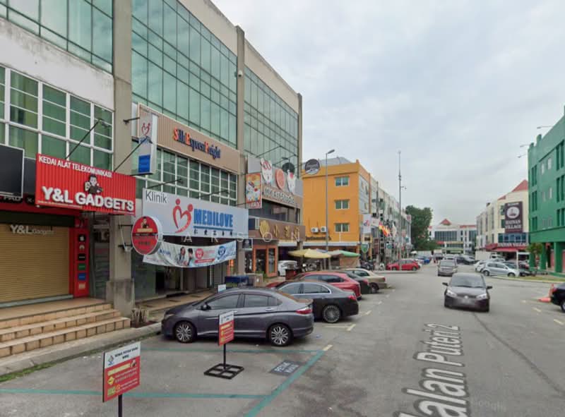 Shop / Office for Sale in Bandar Puteri Puchong (Puchong) - Carson Lee - Exterior - PropertyGuru.com.my