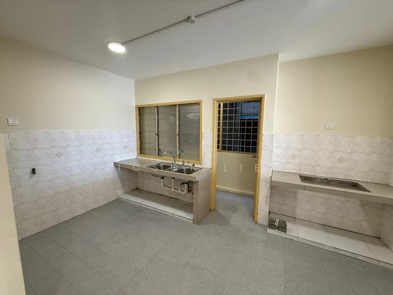 Apartment for Rent at Sri Intan 2 - Dicson Liew - PropertyGuru.com.my