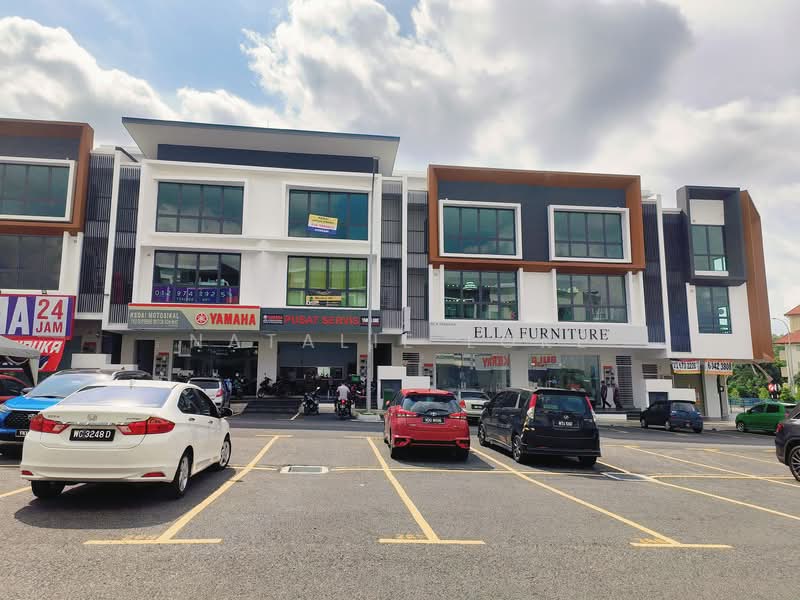 Kedai untuk Disewa di Bandar Seri Putra (Bangi) - Natalie Loke - Exterior - PropertyGuru.com.my